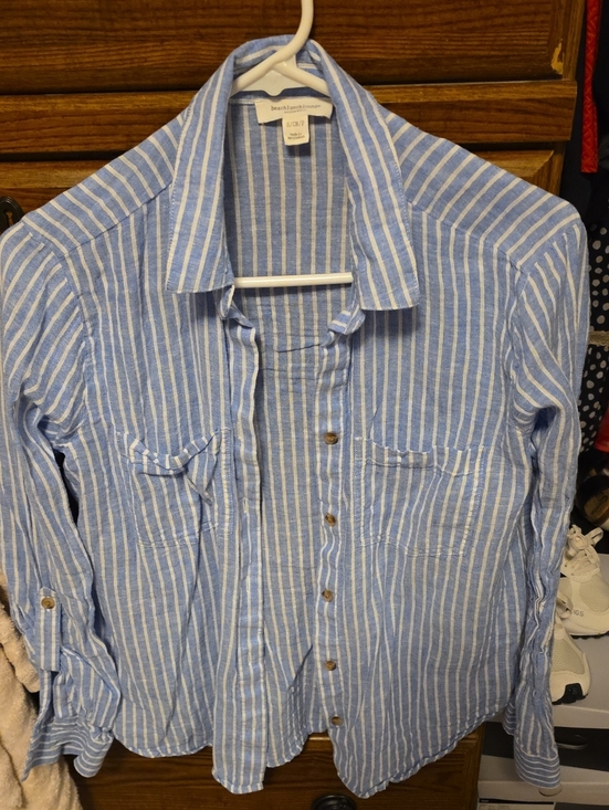 beachlunchlounge Tops - beachlunchlounge Blue & White Striped Button-Down Shirt